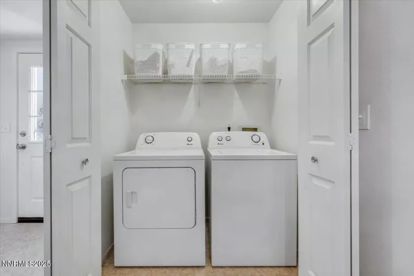 634 Travis, Carson City, Nevada 89701, 2 Bedrooms Bedrooms, ,2 BathroomsBathrooms,Residential,Residential,Travis,250055308