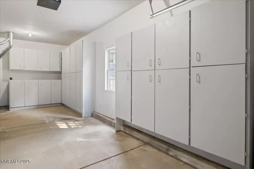 634 Travis, Carson City, Nevada 89701, 2 Bedrooms Bedrooms, ,2 BathroomsBathrooms,Residential,Residential,Travis,250055308