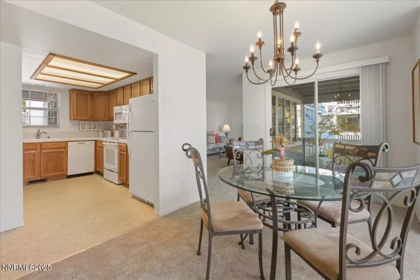 634 Travis, Carson City, Nevada 89701, 2 Bedrooms Bedrooms, ,2 BathroomsBathrooms,Residential,Residential,Travis,250055308