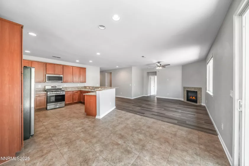 10705 Clear Vista, Reno, Nevada 89521, 4 Bedrooms Bedrooms, ,3 BathroomsBathrooms,Residential,Residential,Clear Vista,250055310