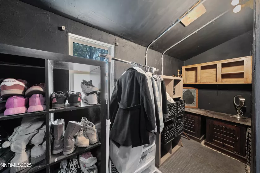 Bonus Room Closet
