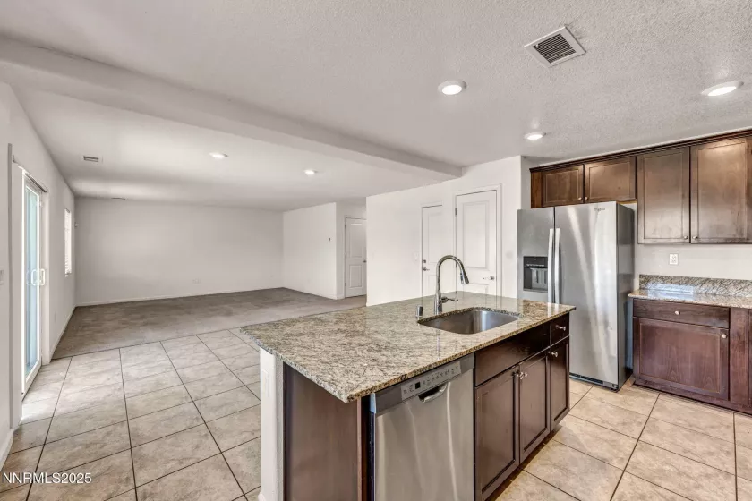 8977 Sagemoor, Reno, Nevada 89506, 3 Bedrooms Bedrooms, ,3 BathroomsBathrooms,Residential,Residential,Sagemoor,250051402