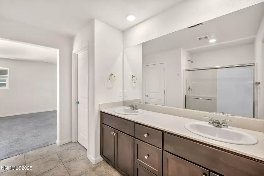 8977 Sagemoor, Reno, Nevada 89506, 3 Bedrooms Bedrooms, ,3 BathroomsBathrooms,Residential,Residential,Sagemoor,250051402