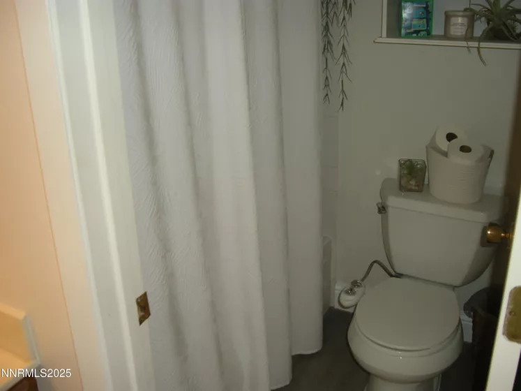 2875 Idlewild, Reno, Nevada 89509, 2 Bedrooms Bedrooms, ,3 BathroomsBathrooms,Residential,Residential,Idlewild,250055340