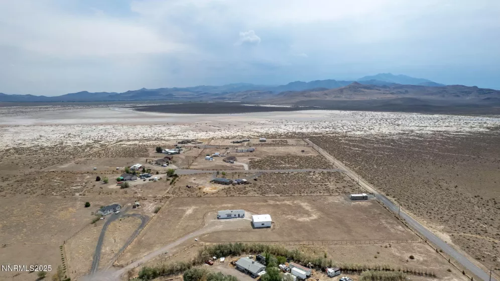 6715 Wade, Stagecoach, Nevada 89429, 3 Bedrooms Bedrooms, ,2 BathroomsBathrooms,Residential,Residential,Wade,250055341