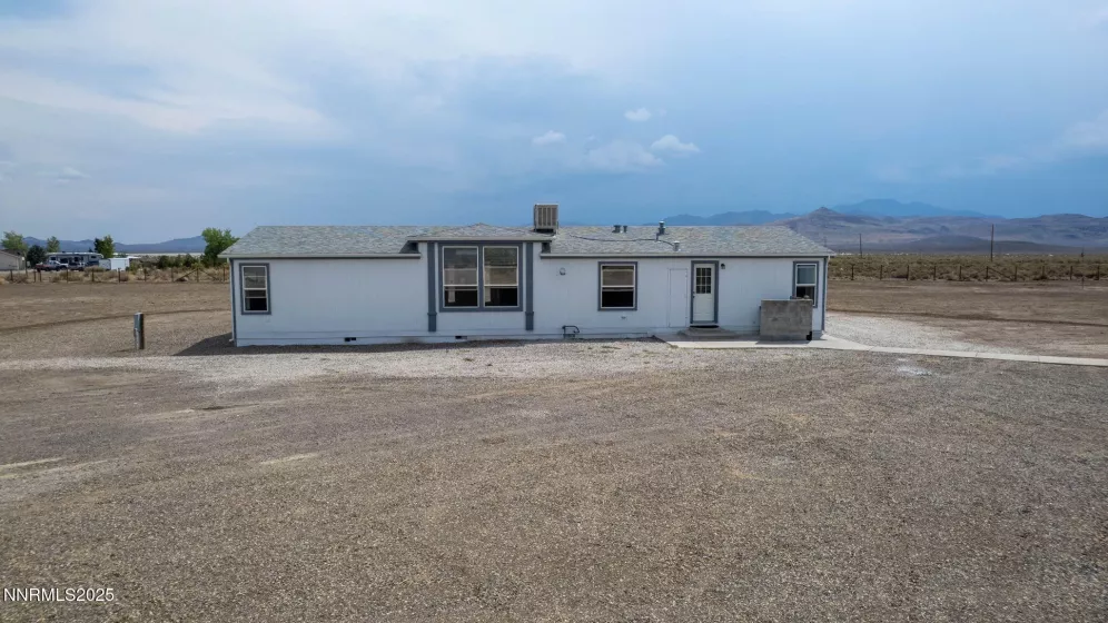 6715 Wade, Stagecoach, Nevada 89429, 3 Bedrooms Bedrooms, ,2 BathroomsBathrooms,Residential,Residential,Wade,250055341