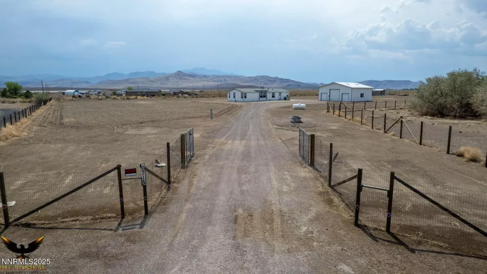 6715 Wade, Stagecoach, Nevada 89429, 3 Bedrooms Bedrooms, ,2 BathroomsBathrooms,Residential,Residential,Wade,250055341