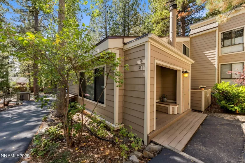 121 Juanita, Incline Village, Nevada 89451, 3 Bedrooms Bedrooms, ,2 BathroomsBathrooms,Residential,Residential,Juanita,250055343