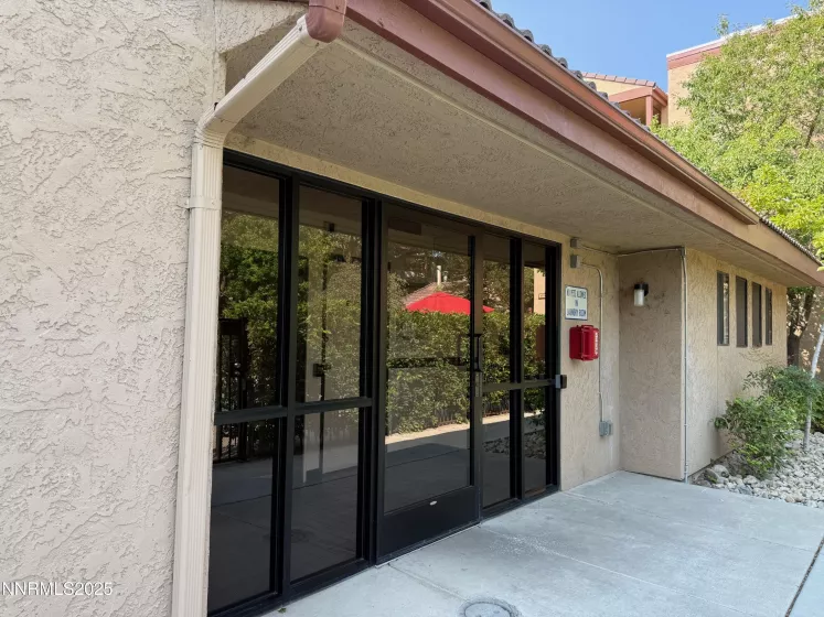 2955 Lakeside, Reno, Nevada 89509, 1 Bedroom Bedrooms, ,1 BathroomBathrooms,Residential,Residential,Lakeside,250055345