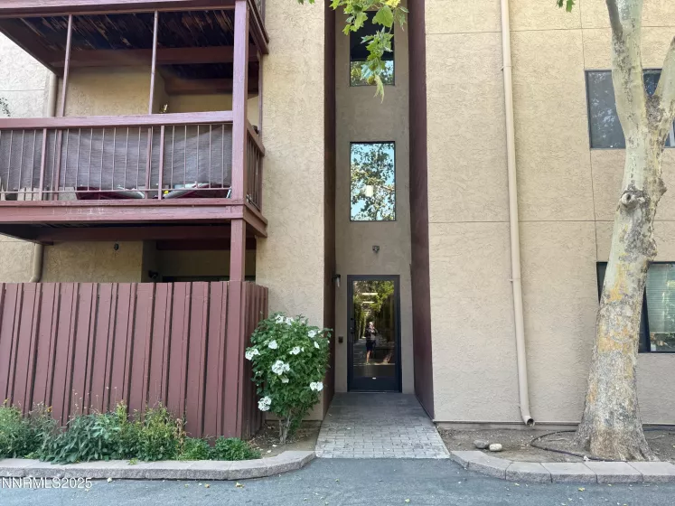 2955 Lakeside, Reno, Nevada 89509, 1 Bedroom Bedrooms, ,1 BathroomBathrooms,Residential,Residential,Lakeside,250055345