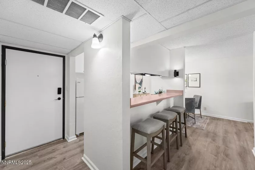 2955 Lakeside, Reno, Nevada 89509, 1 Bedroom Bedrooms, ,1 BathroomBathrooms,Residential,Residential,Lakeside,250055345