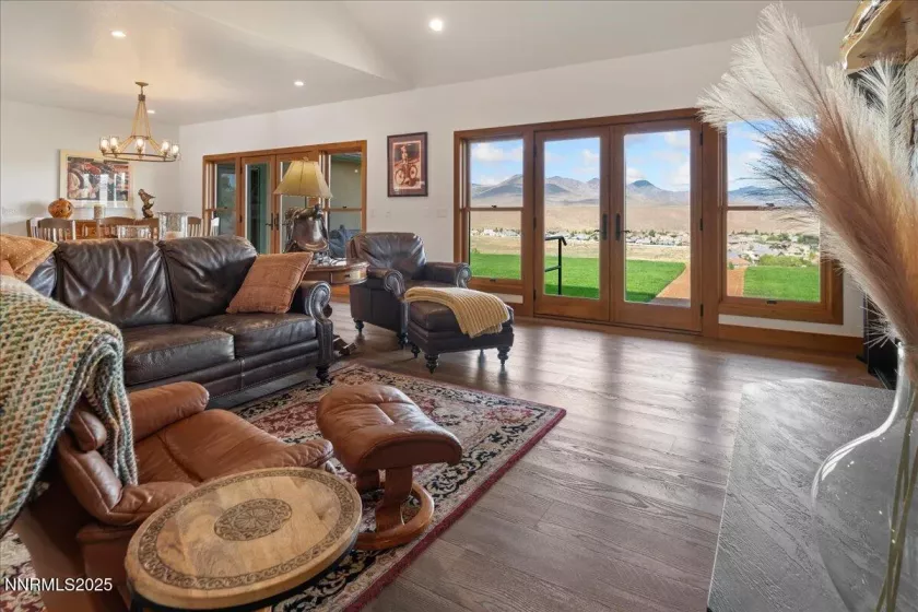 110 River Vista, Dayton, Nevada 89403, 3 Bedrooms Bedrooms, ,2 BathroomsBathrooms,Residential,Residential,River Vista,250055349