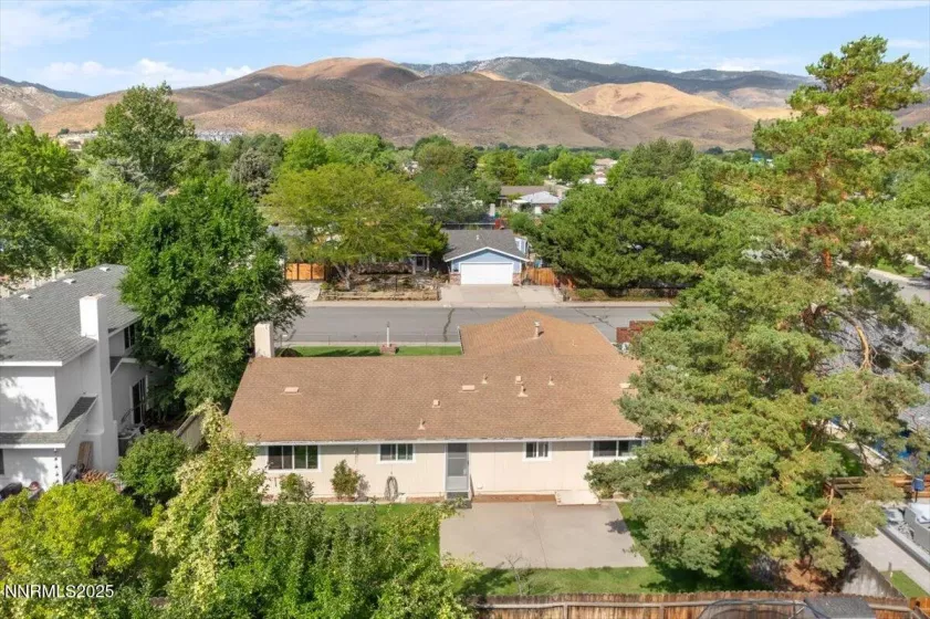3309 Hickory, Carson City, Nevada 89701, 3 Bedrooms Bedrooms, ,2 BathroomsBathrooms,Residential,Residential,Hickory,250055351