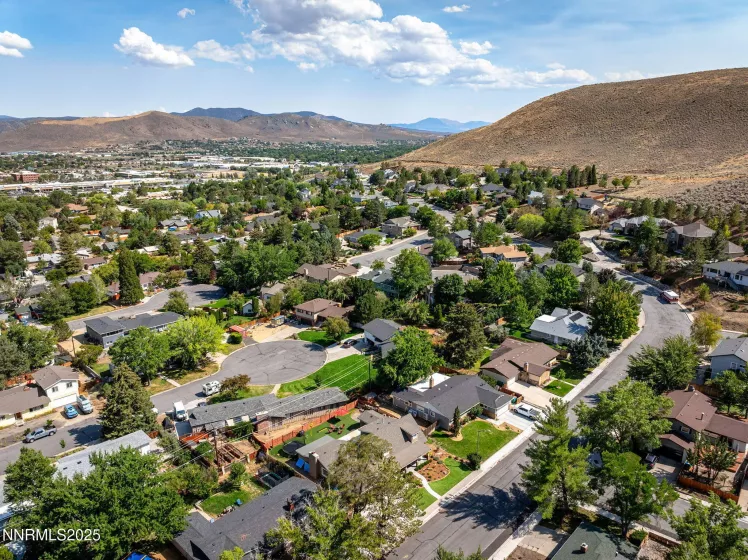 811 Crain, Carson City, Nevada 89703, 5 Bedrooms Bedrooms, ,2 BathroomsBathrooms,Residential,Residential,Crain,250055352