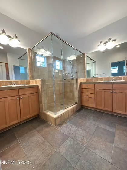 1279 Par Three, Sparks, Nevada 89436, 3 Bedrooms Bedrooms, ,3 BathroomsBathrooms,Residential Lease,Manufactured,Par Three,250055355