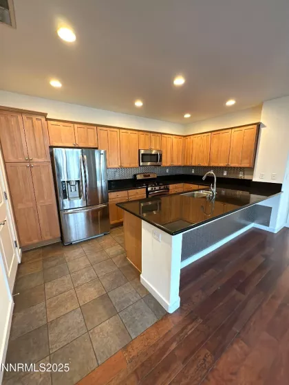 1279 Par Three, Sparks, Nevada 89436, 3 Bedrooms Bedrooms, ,3 BathroomsBathrooms,Residential Lease,Manufactured,Par Three,250055355