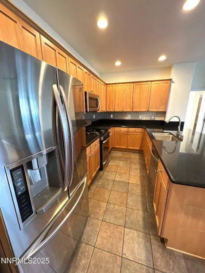 1279 Par Three, Sparks, Nevada 89436, 3 Bedrooms Bedrooms, ,3 BathroomsBathrooms,Residential Lease,Manufactured,Par Three,250055355