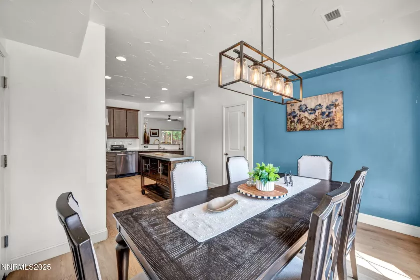 4719 Wood Thrush, Sparks, Nevada 89436, 3 Bedrooms Bedrooms, ,2 BathroomsBathrooms,Residential,Residential,Wood Thrush,250055364