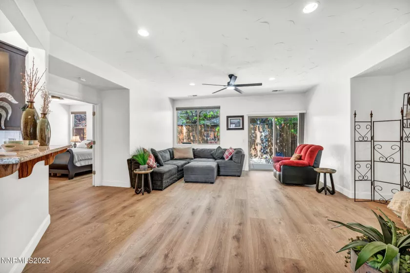 4719 Wood Thrush, Sparks, Nevada 89436, 3 Bedrooms Bedrooms, ,2 BathroomsBathrooms,Residential,Residential,Wood Thrush,250055364