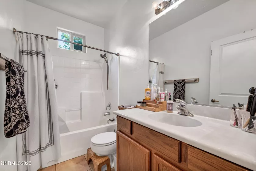 4719 Wood Thrush, Sparks, Nevada 89436, 3 Bedrooms Bedrooms, ,2 BathroomsBathrooms,Residential,Residential,Wood Thrush,250055364