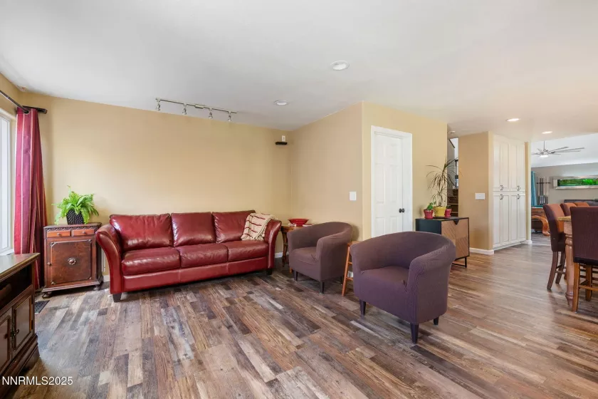 6225 Deer Meadows, Reno, Nevada 89519, 4 Bedrooms Bedrooms, ,3 BathroomsBathrooms,Residential,Residential,Deer Meadows,250055376