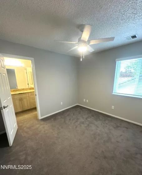 5256 Santa Lupe, Sparks, Nevada 89436, 3 Bedrooms Bedrooms, ,3 BathroomsBathrooms,Residential Lease,Manufactured,Santa Lupe,250055388