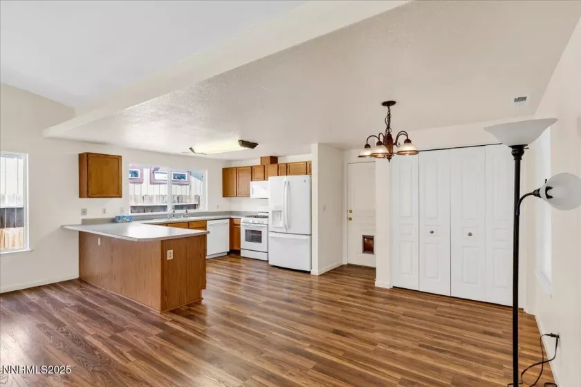 214 Corral, Dayton, Nevada 89403, 3 Bedrooms Bedrooms, ,2 BathroomsBathrooms,Residential,Residential,Corral,250055391