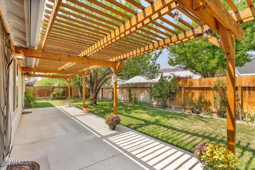 214 Corral, Dayton, Nevada 89403, 3 Bedrooms Bedrooms, ,2 BathroomsBathrooms,Residential,Residential,Corral,250055391