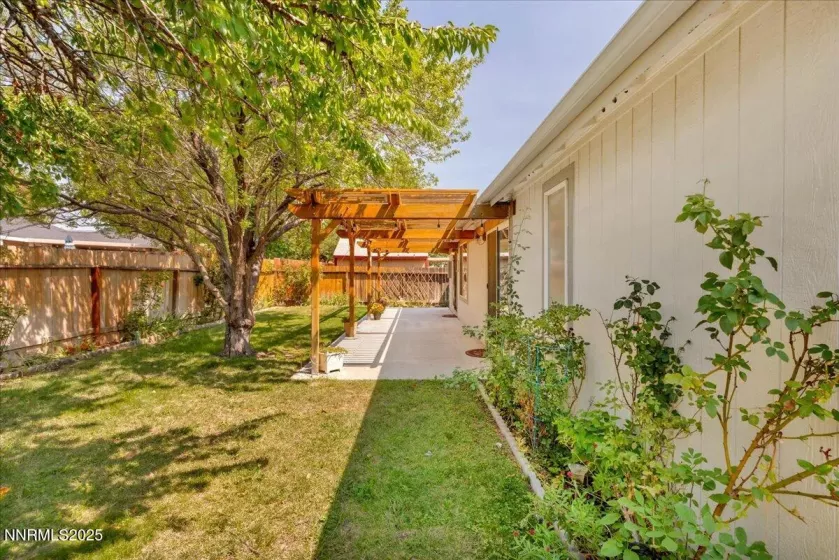 214 Corral, Dayton, Nevada 89403, 3 Bedrooms Bedrooms, ,2 BathroomsBathrooms,Residential,Residential,Corral,250055391