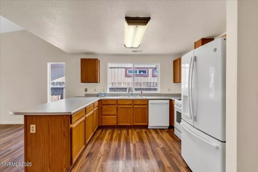 214 Corral, Dayton, Nevada 89403, 3 Bedrooms Bedrooms, ,2 BathroomsBathrooms,Residential,Residential,Corral,250055391