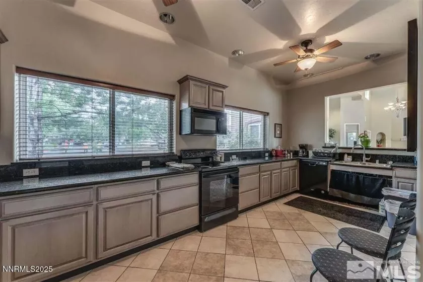 6850 Sharlands, Reno, Nevada 89523, 2 Bedrooms Bedrooms, ,2 BathroomsBathrooms,Residential,Residential,Sharlands,250055394
