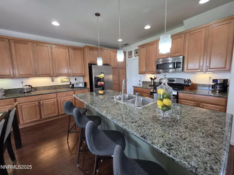 10677 Fire Poppy, Reno, Nevada 89521, 4 Bedrooms Bedrooms, ,3 BathroomsBathrooms,Residential,Residential,Fire Poppy,250055395