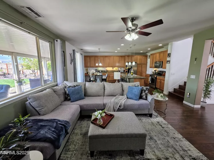 10677 Fire Poppy, Reno, Nevada 89521, 4 Bedrooms Bedrooms, ,3 BathroomsBathrooms,Residential,Residential,Fire Poppy,250055395