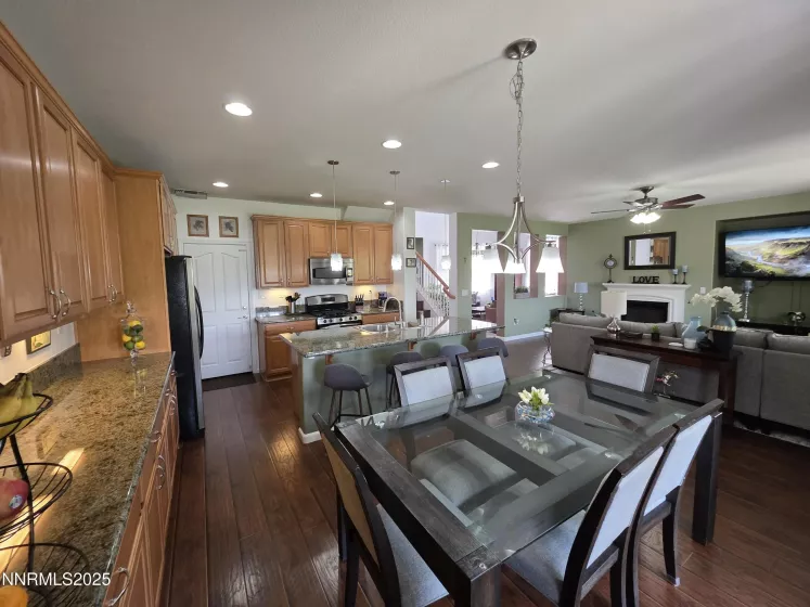 10677 Fire Poppy, Reno, Nevada 89521, 4 Bedrooms Bedrooms, ,3 BathroomsBathrooms,Residential,Residential,Fire Poppy,250055395