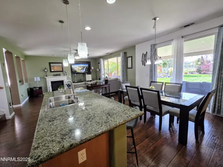 10677 Fire Poppy, Reno, Nevada 89521, 4 Bedrooms Bedrooms, ,3 BathroomsBathrooms,Residential,Residential,Fire Poppy,250055395
