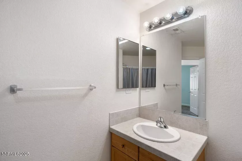 1706 River Gorge, Reno, Nevada 89521, 3 Bedrooms Bedrooms, ,2 BathroomsBathrooms,Residential,Residential,River Gorge,250055397