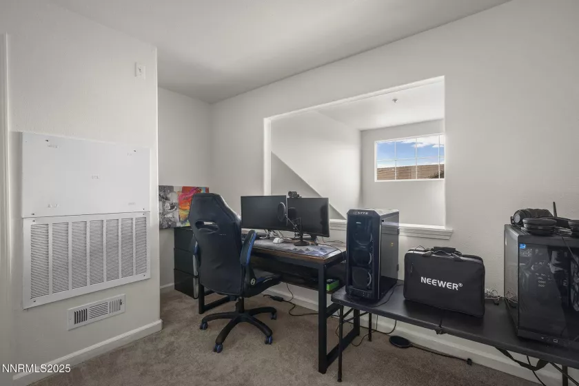 17000 Wedge, Reno, Nevada 89511, 1 Bedroom Bedrooms, ,1 BathroomBathrooms,Residential,Residential,Wedge,250055432