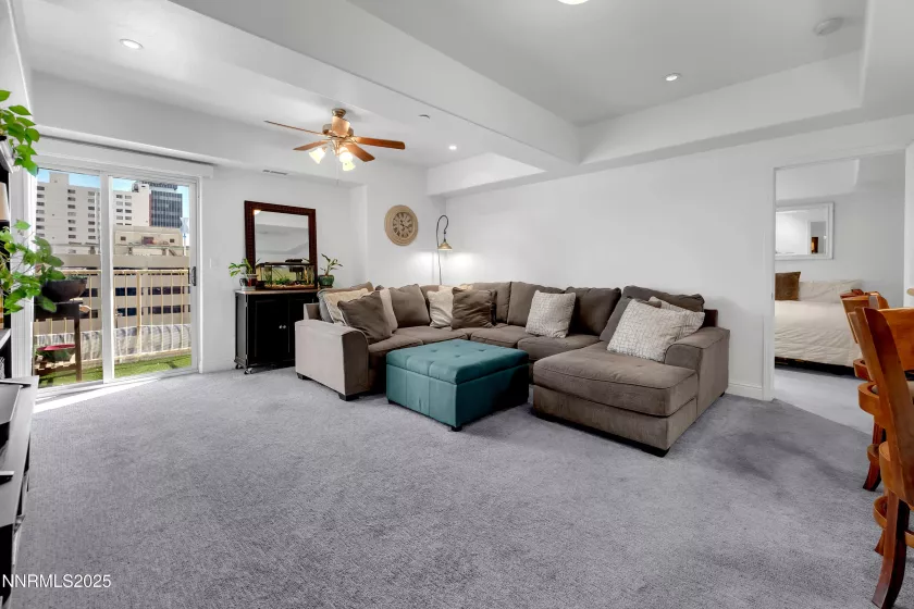 200 2nd, Reno, Nevada 89501, 1 Bedroom Bedrooms, ,1 BathroomBathrooms,Residential,Residential,2nd,250055412