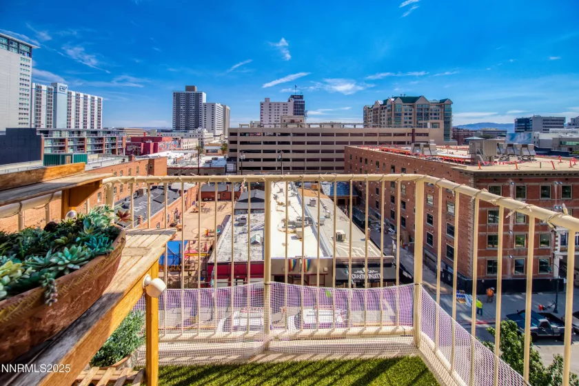 200 2nd, Reno, Nevada 89501, 1 Bedroom Bedrooms, ,1 BathroomBathrooms,Residential,Residential,2nd,250055412