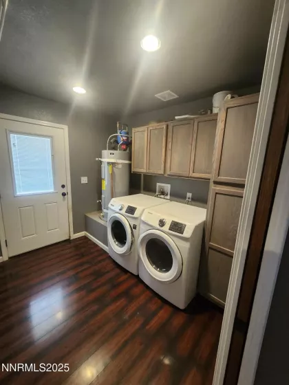 880 Truckee, Fernley, Nevada 89408, 2 Bedrooms Bedrooms, ,2 BathroomsBathrooms,Residential Lease,Manufactured,Truckee,250055415