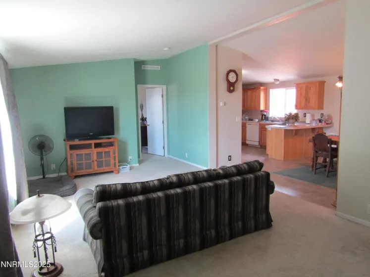 15 Overland, Yerington, Nevada 89447, 3 Bedrooms Bedrooms, ,2 BathroomsBathrooms,Residential,Residential,Overland,250055420