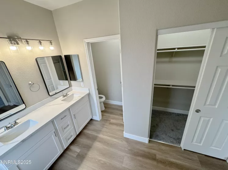 3868 Snow Valley, Reno, Nevada 89508, 7 Bedrooms Bedrooms, ,3 BathroomsBathrooms,Residential,Residential,Snow Valley,250055423