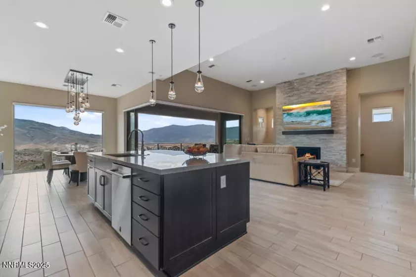 8900 Suncreek, Reno, Nevada 89523, 4 Bedrooms Bedrooms, ,6 BathroomsBathrooms,Residential,Residential,Suncreek,250055425