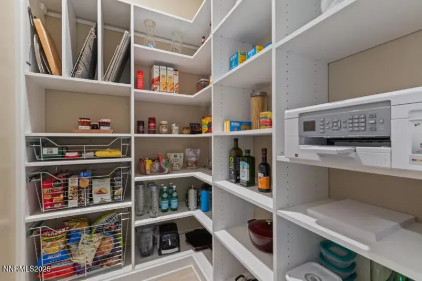 8900 Suncreek, Reno, Nevada 89523, 4 Bedrooms Bedrooms, ,6 BathroomsBathrooms,Residential,Residential,Suncreek,250055425