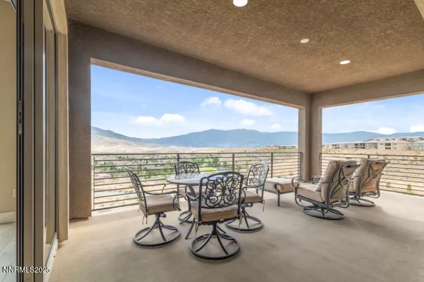 8900 Suncreek, Reno, Nevada 89523, 4 Bedrooms Bedrooms, ,6 BathroomsBathrooms,Residential,Residential,Suncreek,250055425