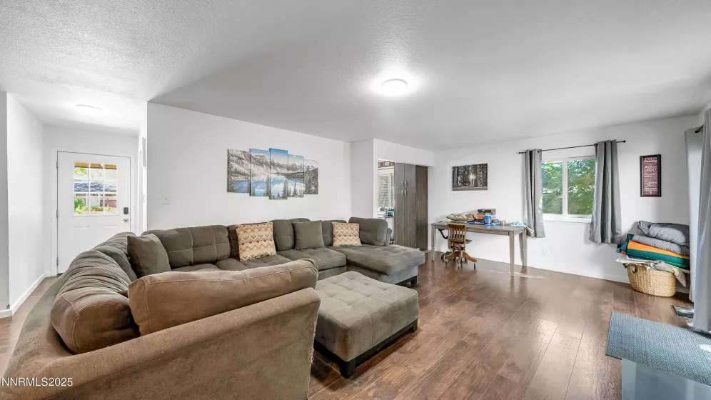 1510 Majestic, Reno, Nevada 89503, 5 Bedrooms Bedrooms, ,4 BathroomsBathrooms,Residential,Residential,Majestic,250055479