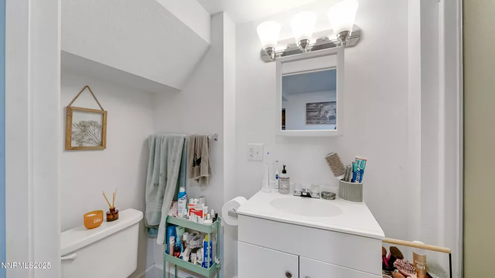 1510 Majestic, Reno, Nevada 89503, 5 Bedrooms Bedrooms, ,4 BathroomsBathrooms,Residential,Residential,Majestic,250055479