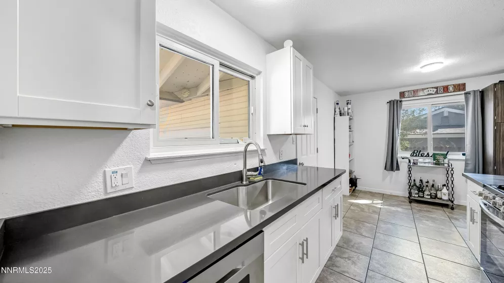 1510 Majestic, Reno, Nevada 89503, 5 Bedrooms Bedrooms, ,4 BathroomsBathrooms,Residential,Residential,Majestic,250055479