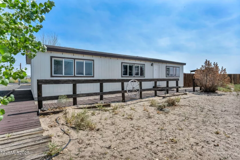 3035 4th, Silver Springs, Nevada 89429, 3 Bedrooms Bedrooms, ,2 BathroomsBathrooms,Residential,Residential,4th,250055484
