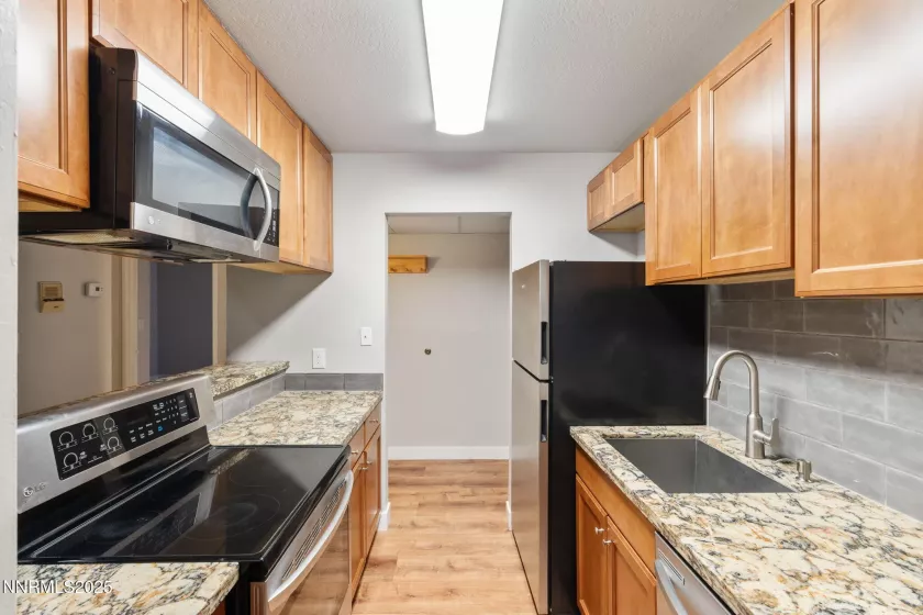2955 Lakeside, Reno, Nevada 89509, 2 Bedrooms Bedrooms, ,1 BathroomBathrooms,Residential Lease,Manufactured,Lakeside,250055493